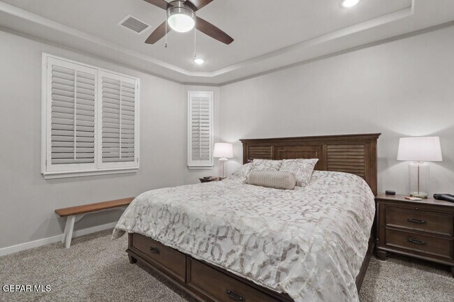 Building Photo - 4556 Marisabel Azcarate St