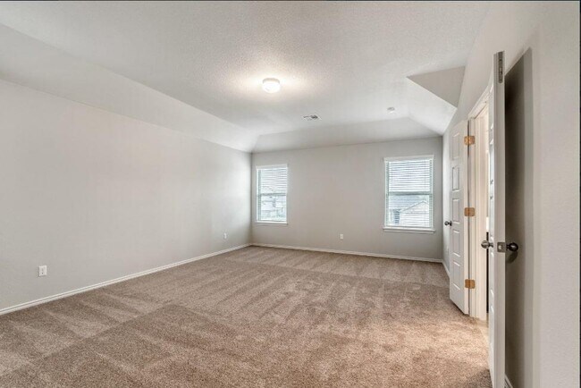 Building Photo - 3651 Sandy Brook Dr