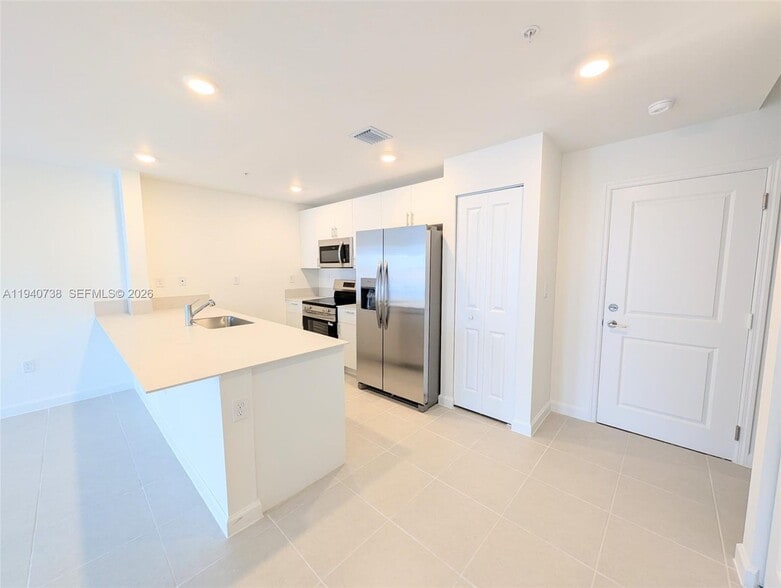 Building Photo - 15601 SW 280th St