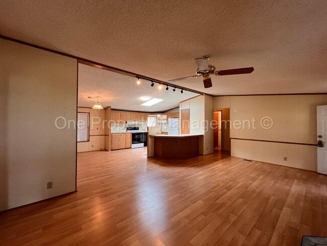 Building Photo - 24403 Gile Pl