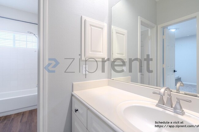 Building Photo - 12503 Pierwood Ct