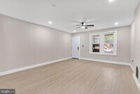 Building Photo - 4956 Baynton St