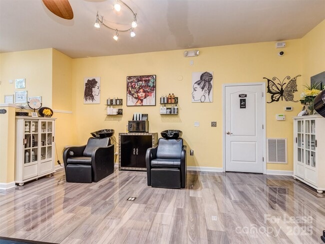 Building Photo - 2074 Ayrsley Town Blvd