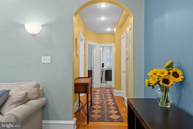 Building Photo - 5112 Connecticut Ave NW