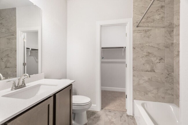 Building Photo - 206 Abbeyville Walk