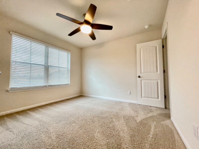 Building Photo - 2501 McCrae