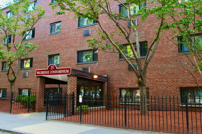 Building Photo - 15 Walbridge St