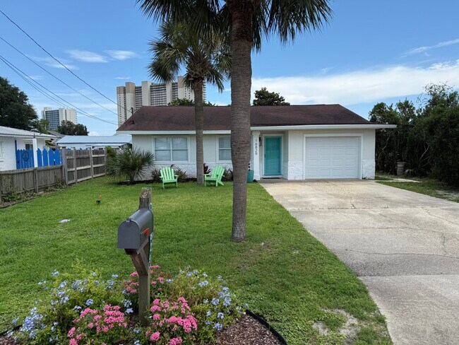 Building Photo - 16829 Innocente Ave