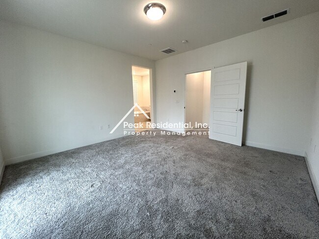Building Photo - 5725 Harveston Wy