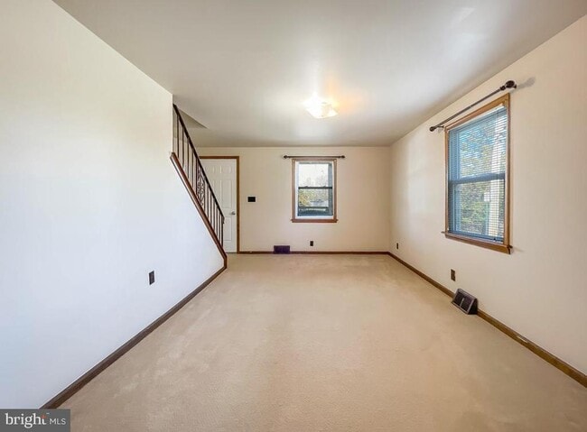 Building Photo - 1153 Greeley Ave