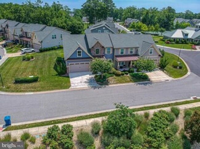 Building Photo - 37024 Fairway Dr