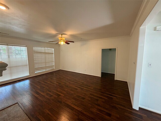 Building Photo - 1103 Glendale Dr