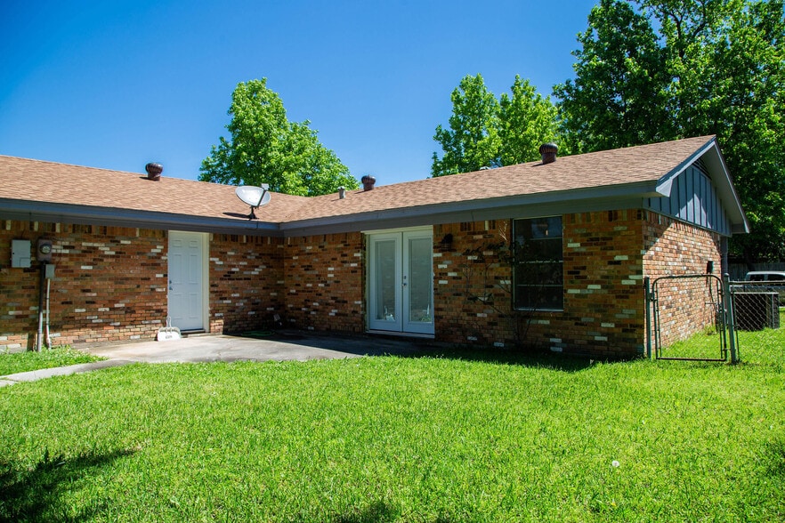 backyard - 6500 Woodchuck Dr