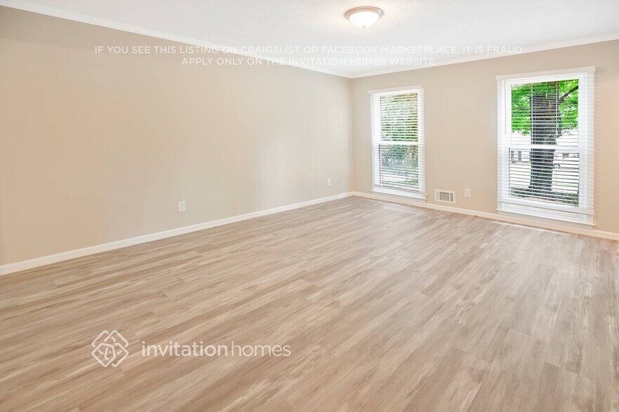 Building Photo - 440 Arbor Ridge Dr