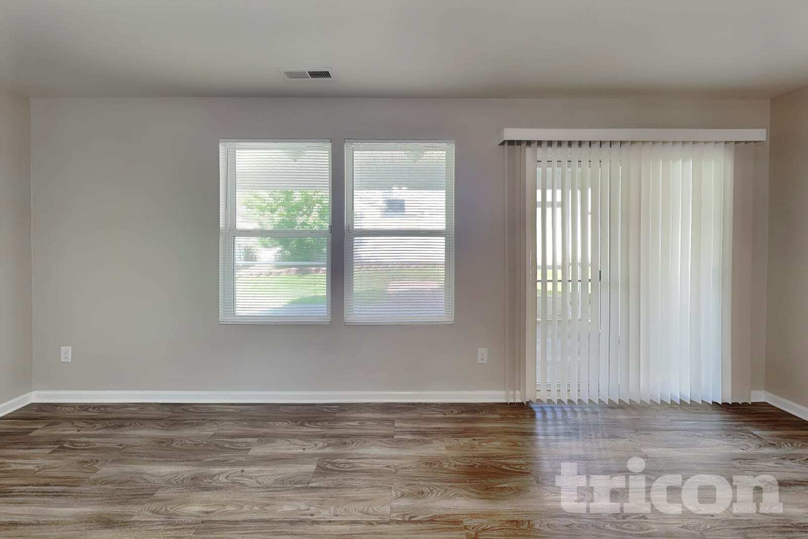 Building Photo - 1705 Sawtooth Ct