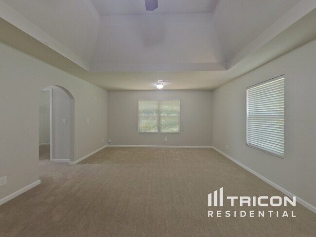 Building Photo - 64 Ledford Way