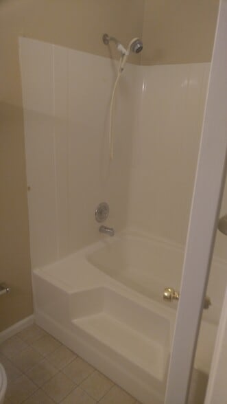 Building Photo - 1924 Cornell Way