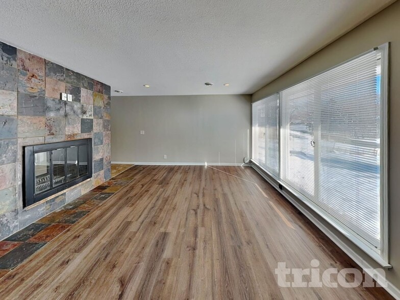 Building Photo - 13516 Grand Ave