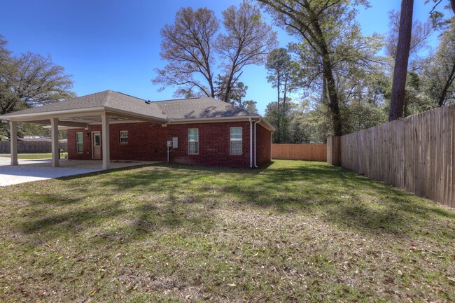 Building Photo - 3 BD/2 BTH in Daphne!