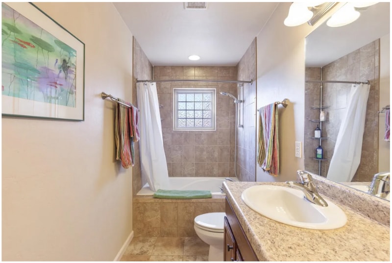 Building Photo - 829 Montclair Dr