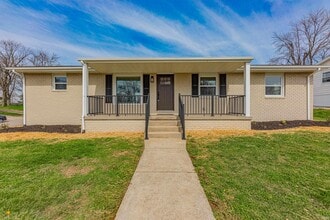 Building Photo - 911 Mayfair Dr