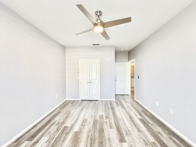 Building Photo - 4221 W Spruce St