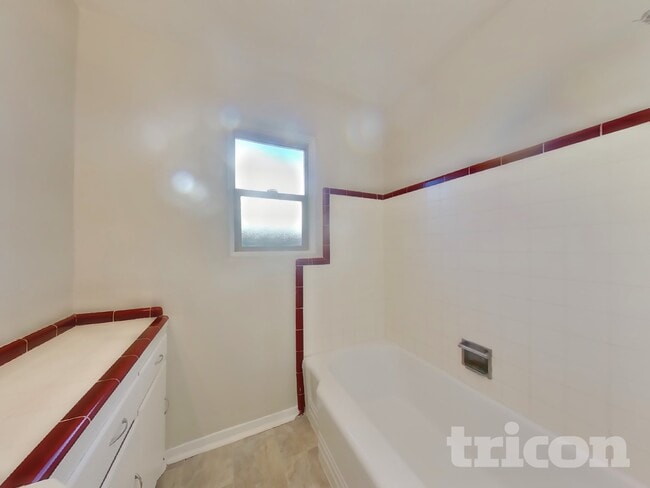 Building Photo - 342 Camellia Way