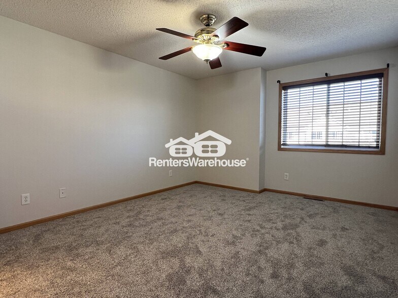 Building Photo - 17343 River Birch Ln S E