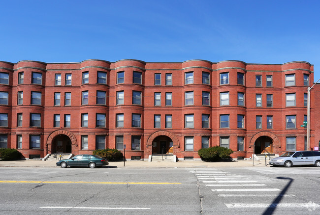 Building Photo - Elm Street Apartments