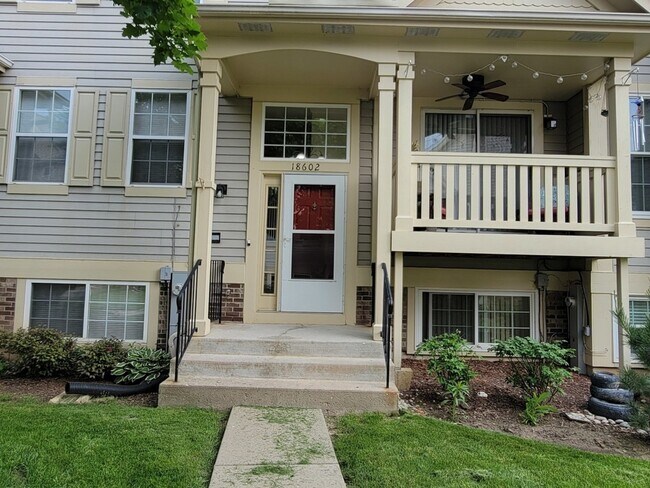 Building Photo - 18602 W Sterling Ct