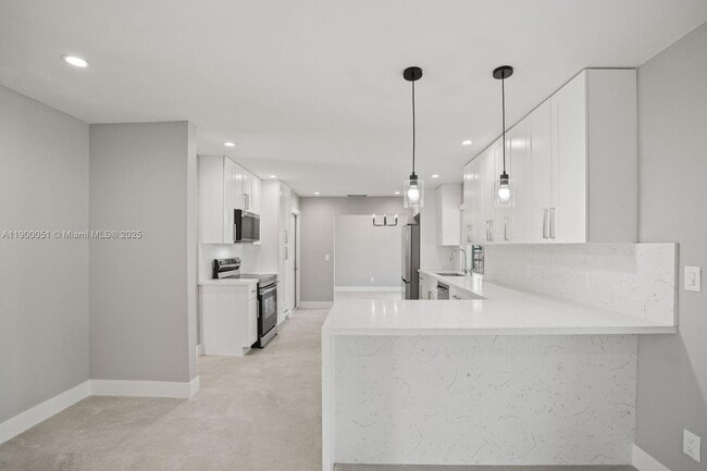 Building Photo - 8081 SW 139th Ter