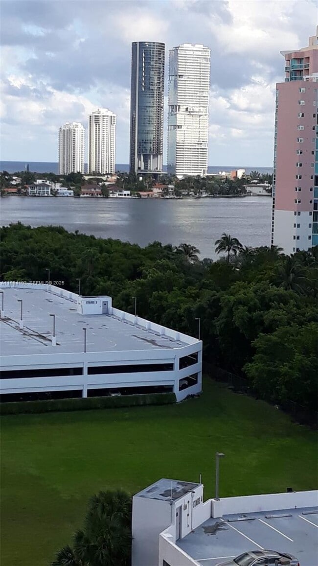 Building Photo - 3300 NE 191st St