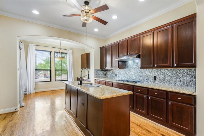 Building Photo - 3034 Orchard Ct