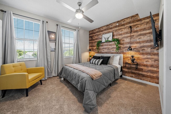 Building Photo - 10142 Montague St