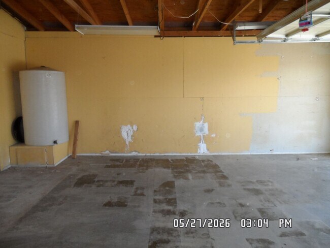 Building Photo - 25676 Flathead Rd