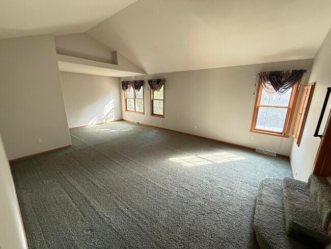 Building Photo - 2340 Robbie Ct