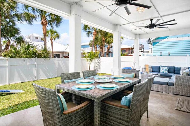 Building Photo - 156 Royal Sands Blvd