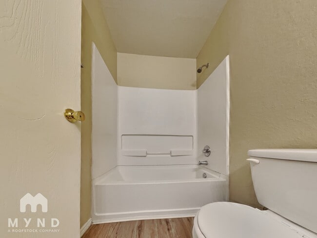 Building Photo - 22702 Sherioaks Ln