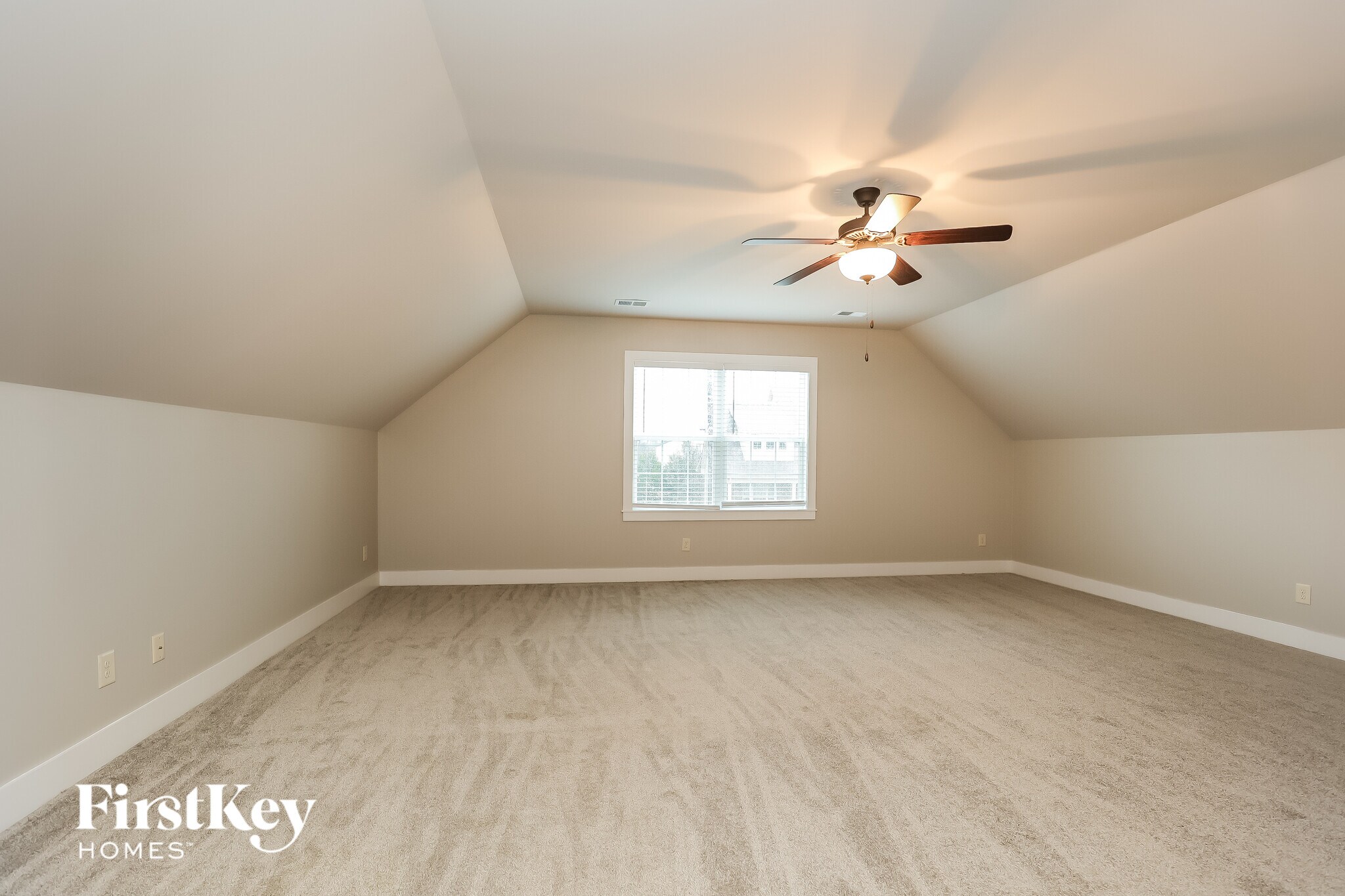 Building Photo - 1072 Harper Dean Wy