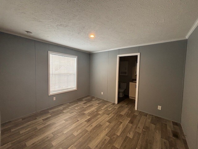 Building Photo - 831 N Pontiac Trail