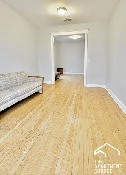 Building Photo - 208 N Kolin Ave