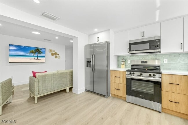 Building Photo - 1105 Skiff Pl