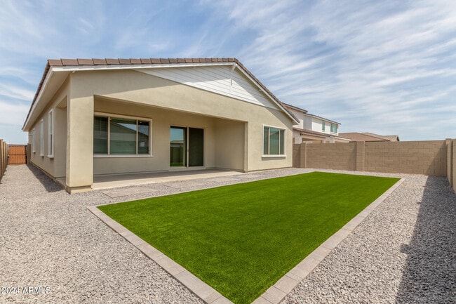 Building Photo - 22681 E Bonanza Way