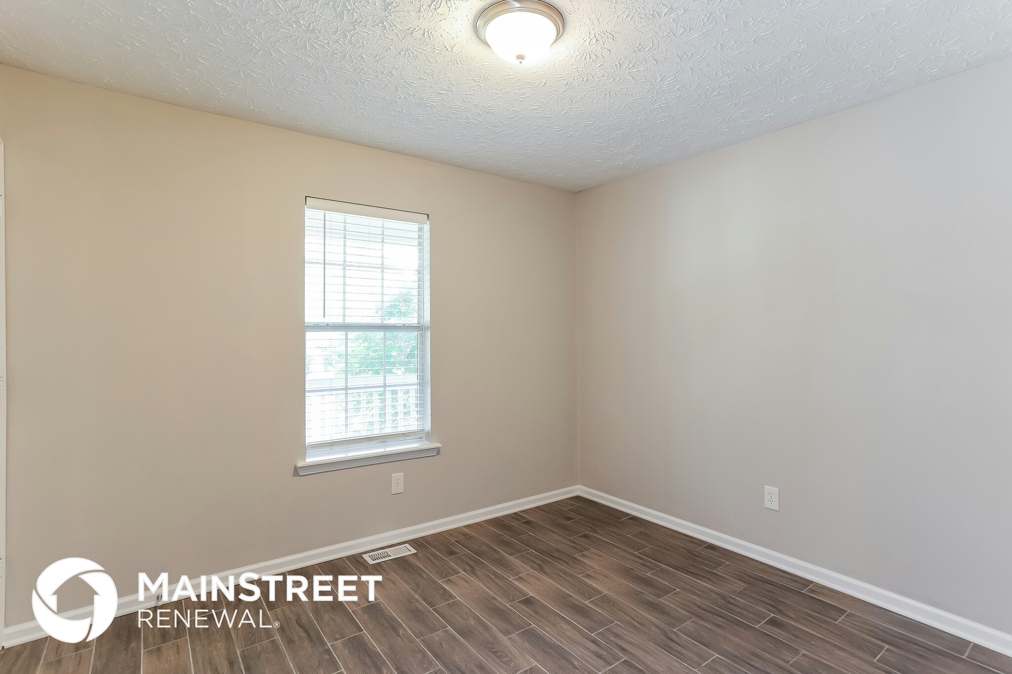 Building Photo - 260 Cottonwood Loop