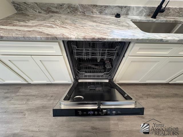 Building Photo - 4273 W 31st Pl