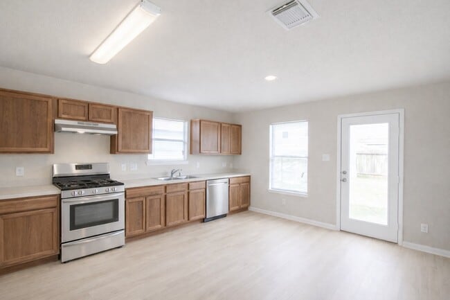 Building Photo - 3554 Garrison Run Dr