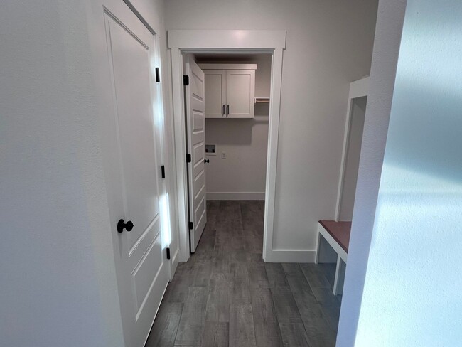 Building Photo - NEW 3 Bedroom In Carl Junction!