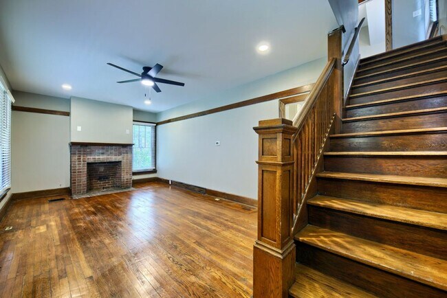 Building Photo - OSU Single Family House! Great Location!