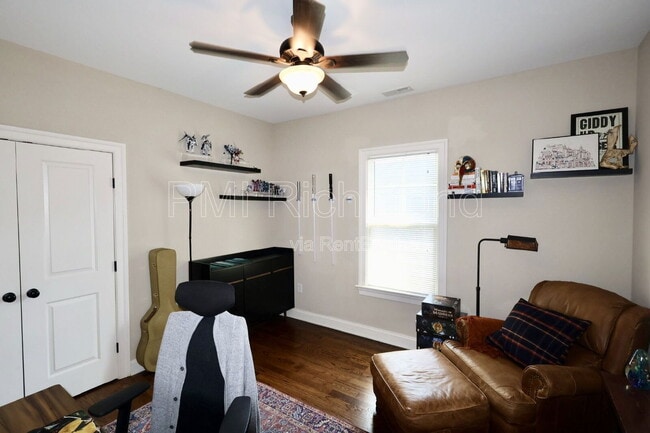 Building Photo - 612 N 30th St