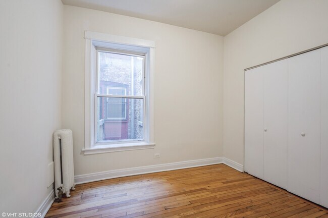 Building Photo - 4607 N Ashland Ave